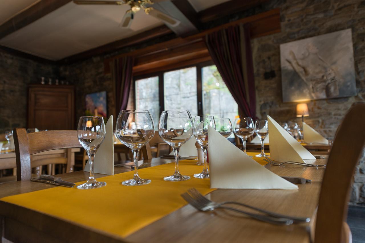 Auberge De La Lesse Celles  Екстериор снимка
