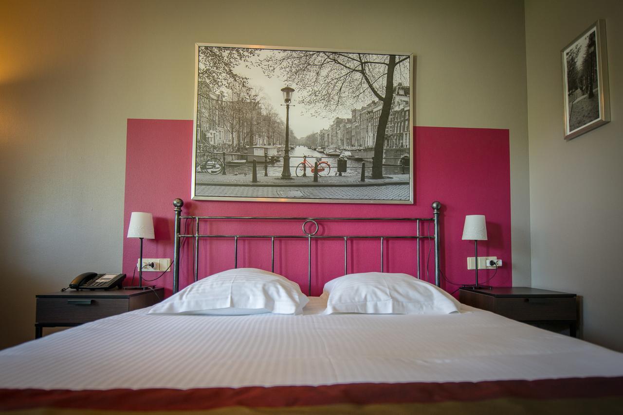 Auberge De La Lesse Celles  Екстериор снимка