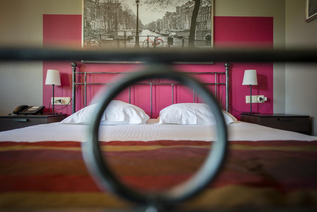 Auberge De La Lesse Celles  Екстериор снимка